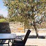 Melie Boutique Aparthotel 3*